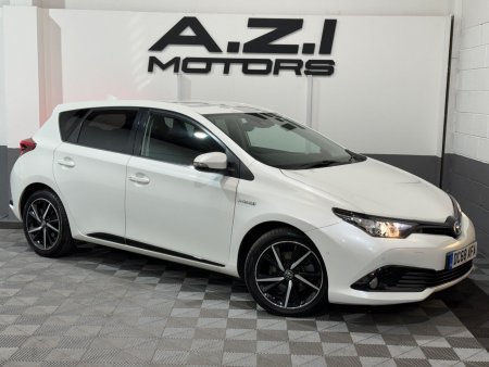 TOYOTA AURIS 1.8 VVT-h Design CVT Euro 6 (s/s) 5dr